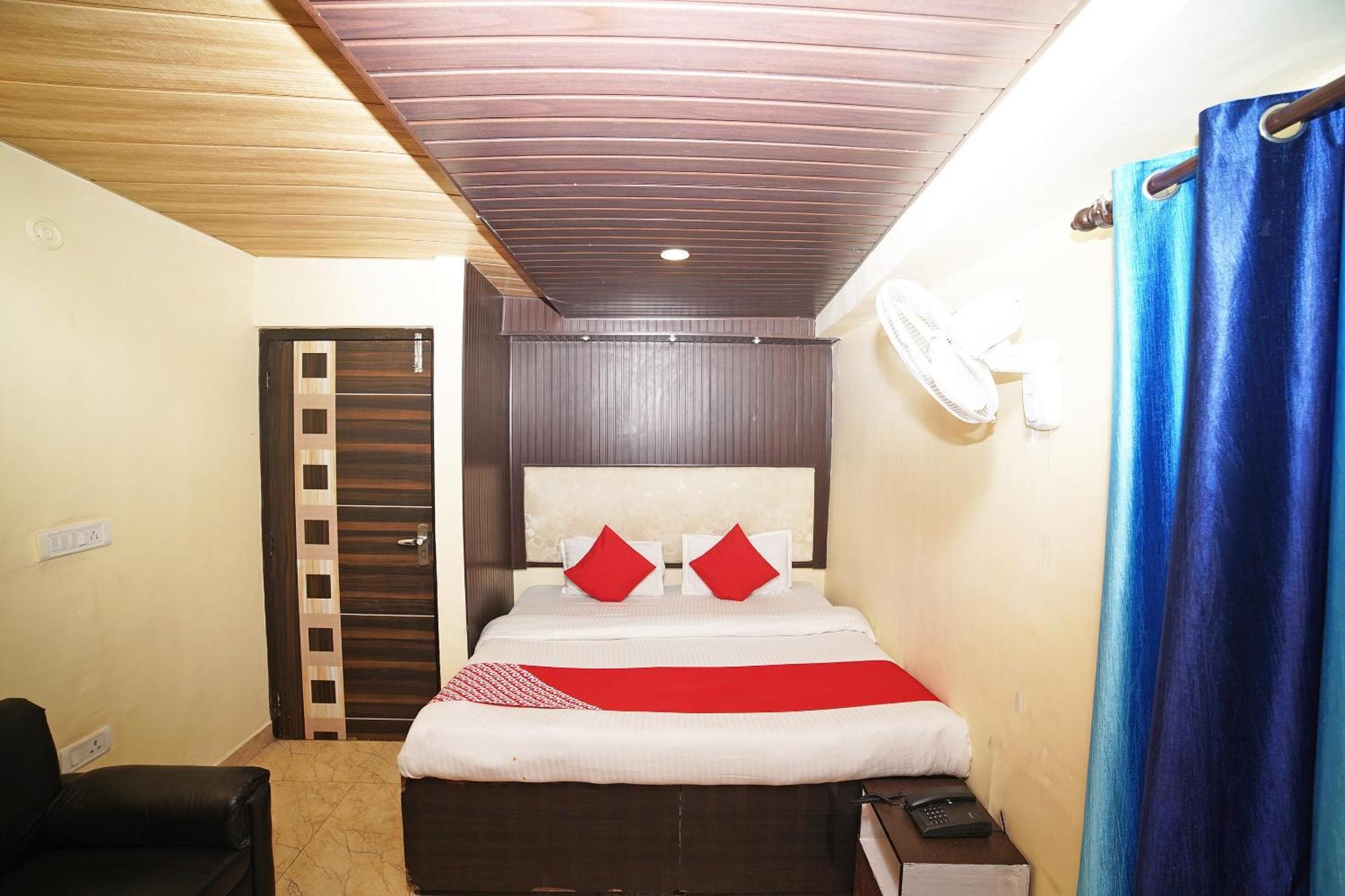 Oyo Flagship 8594 Golden Nest Hotel Nainital Eksteriør billede