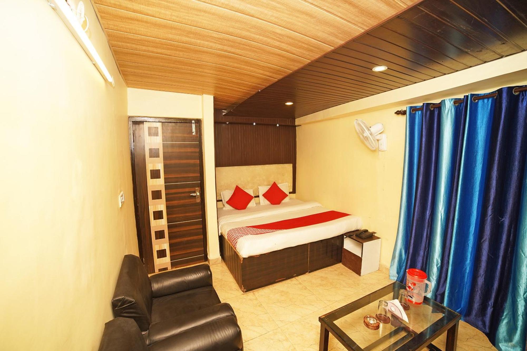 Oyo Flagship 8594 Golden Nest Hotel Nainital Eksteriør billede