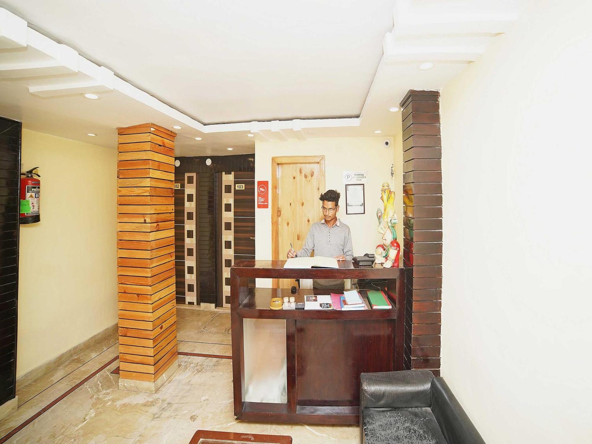 Oyo Flagship 8594 Golden Nest Hotel Nainital Eksteriør billede