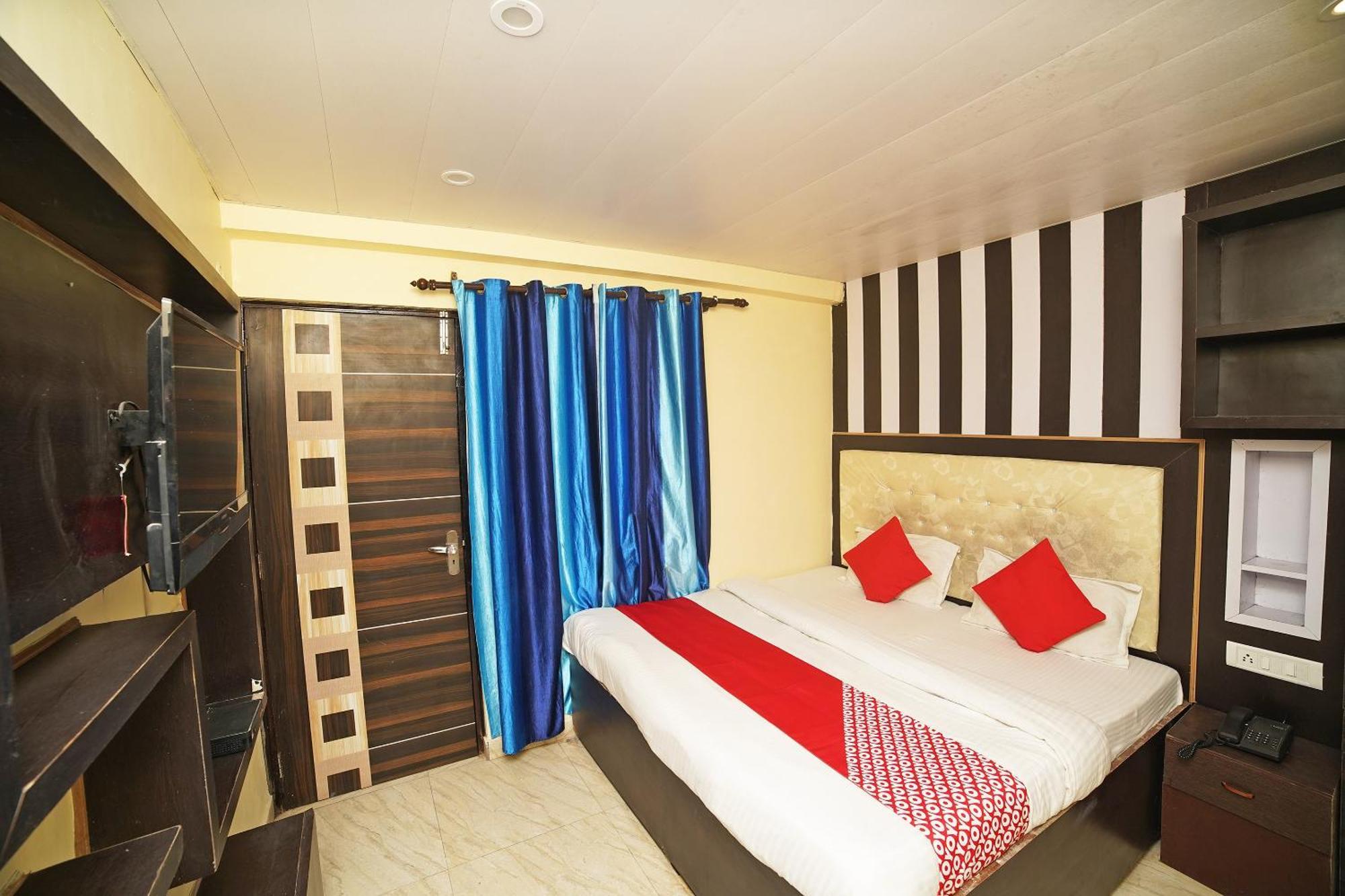 Oyo Flagship 8594 Golden Nest Hotel Nainital Eksteriør billede
