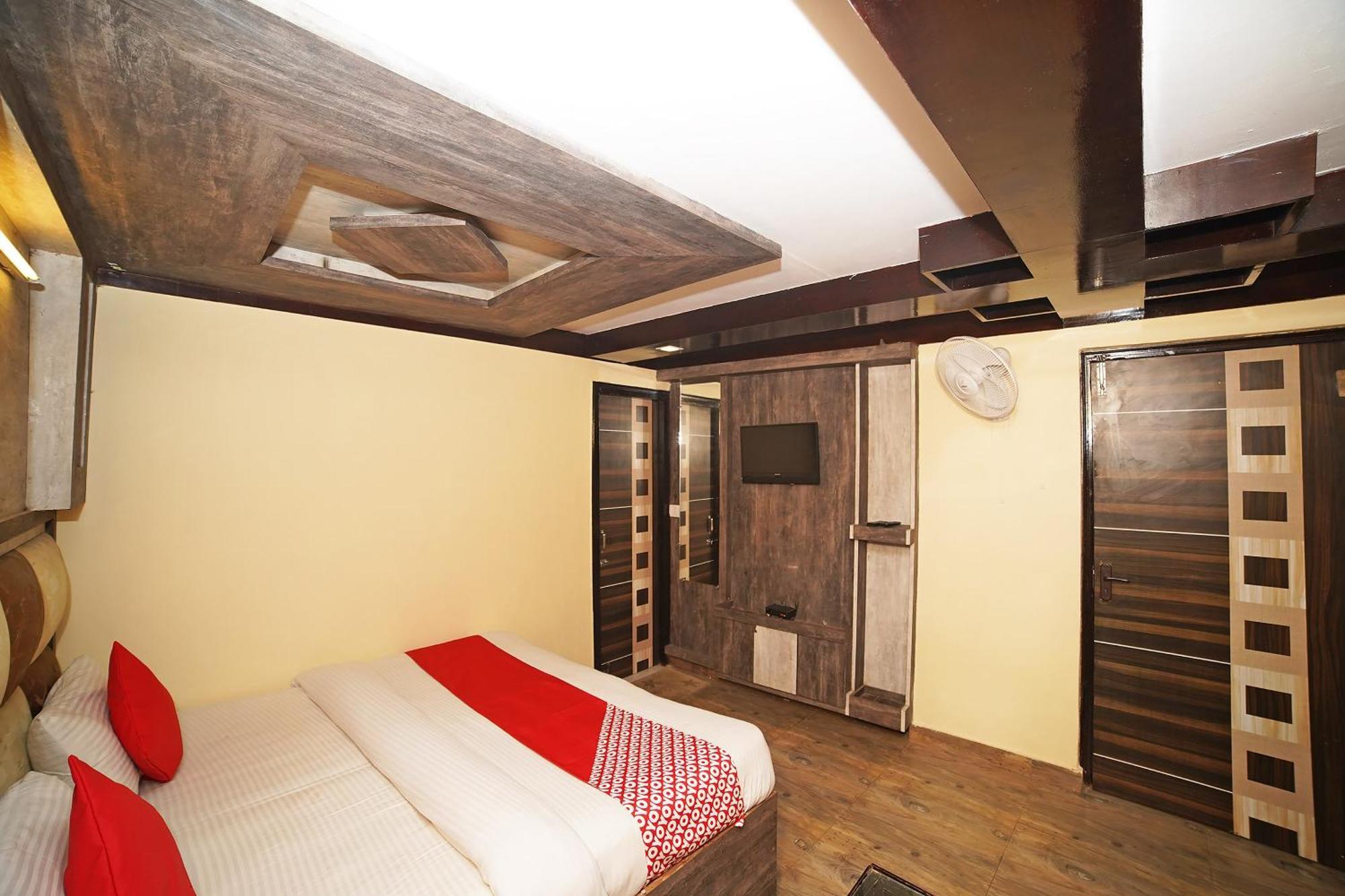 Oyo Flagship 8594 Golden Nest Hotel Nainital Eksteriør billede
